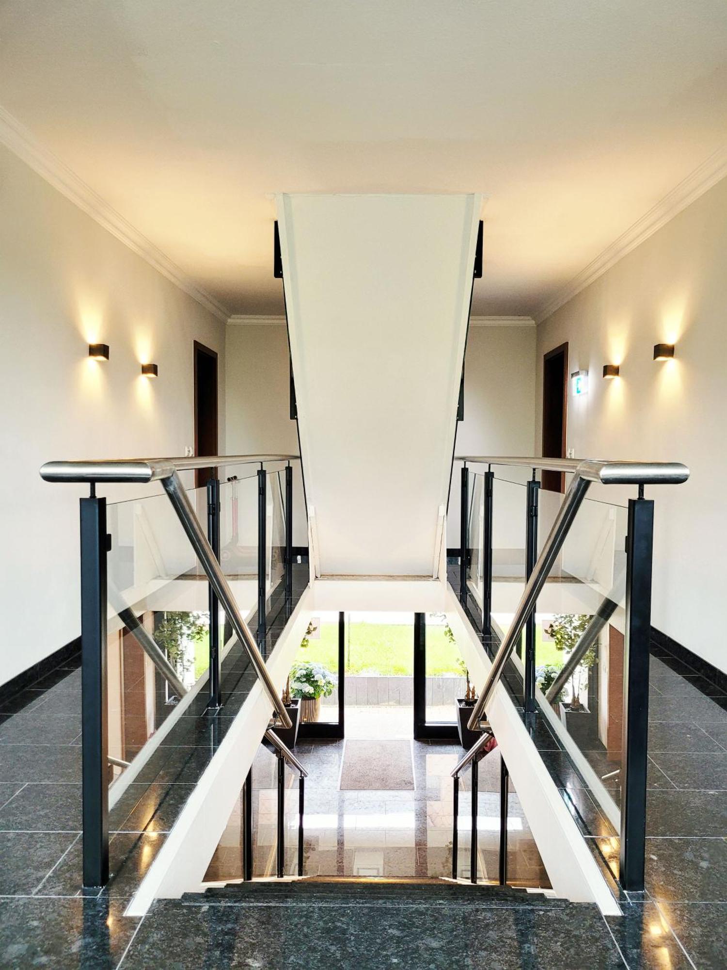 Strandnahe Moderne: Ferienwohnung mit Parkplatz und Garten Scharbeutz Exterior photo